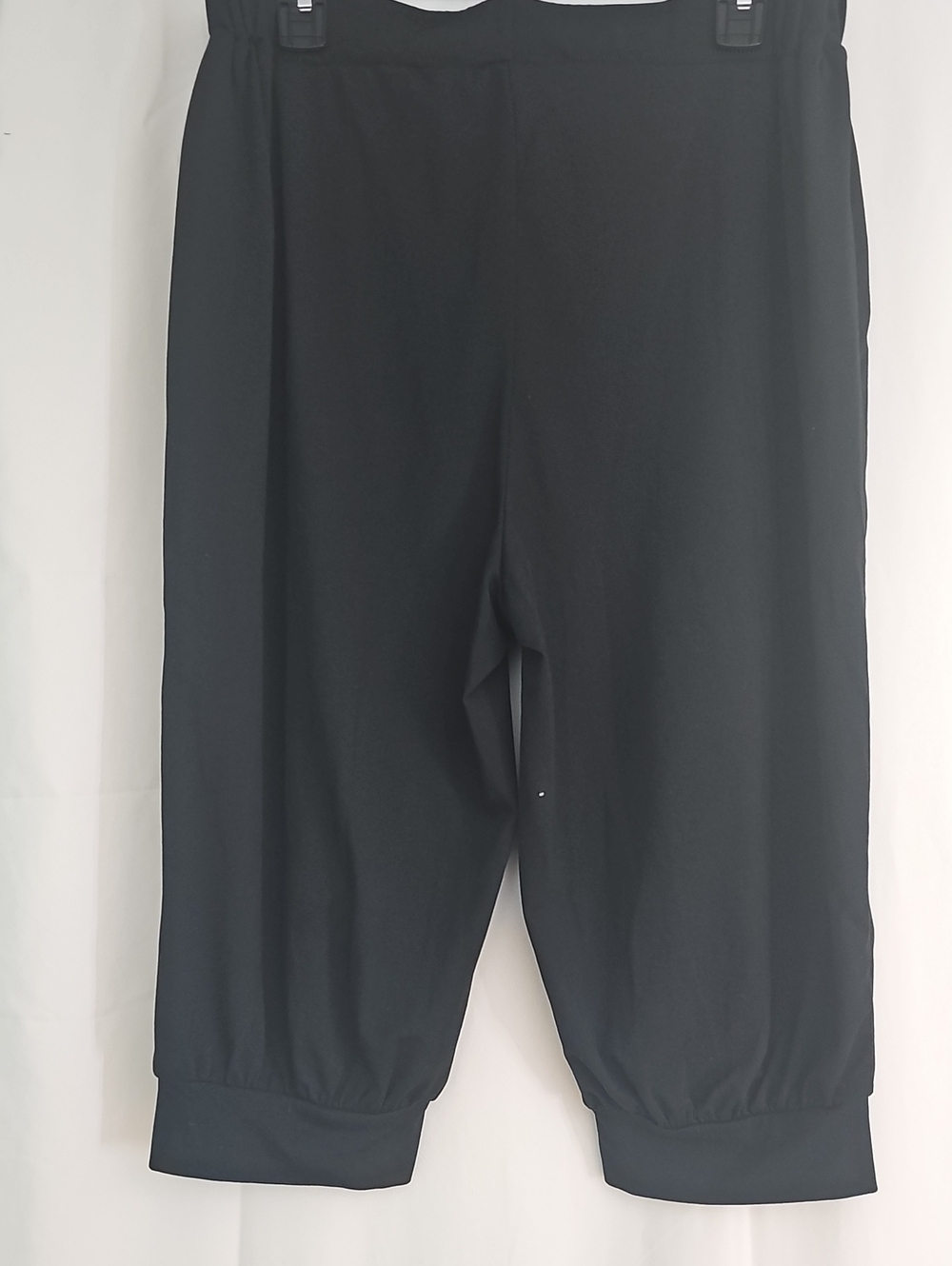 Black Capri Lounge Pants with Paw & Heart Print - Picture 4 of 5